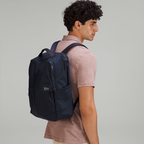 Lululemon Everyday 2.0 Backpack - Picture 1 of 7
